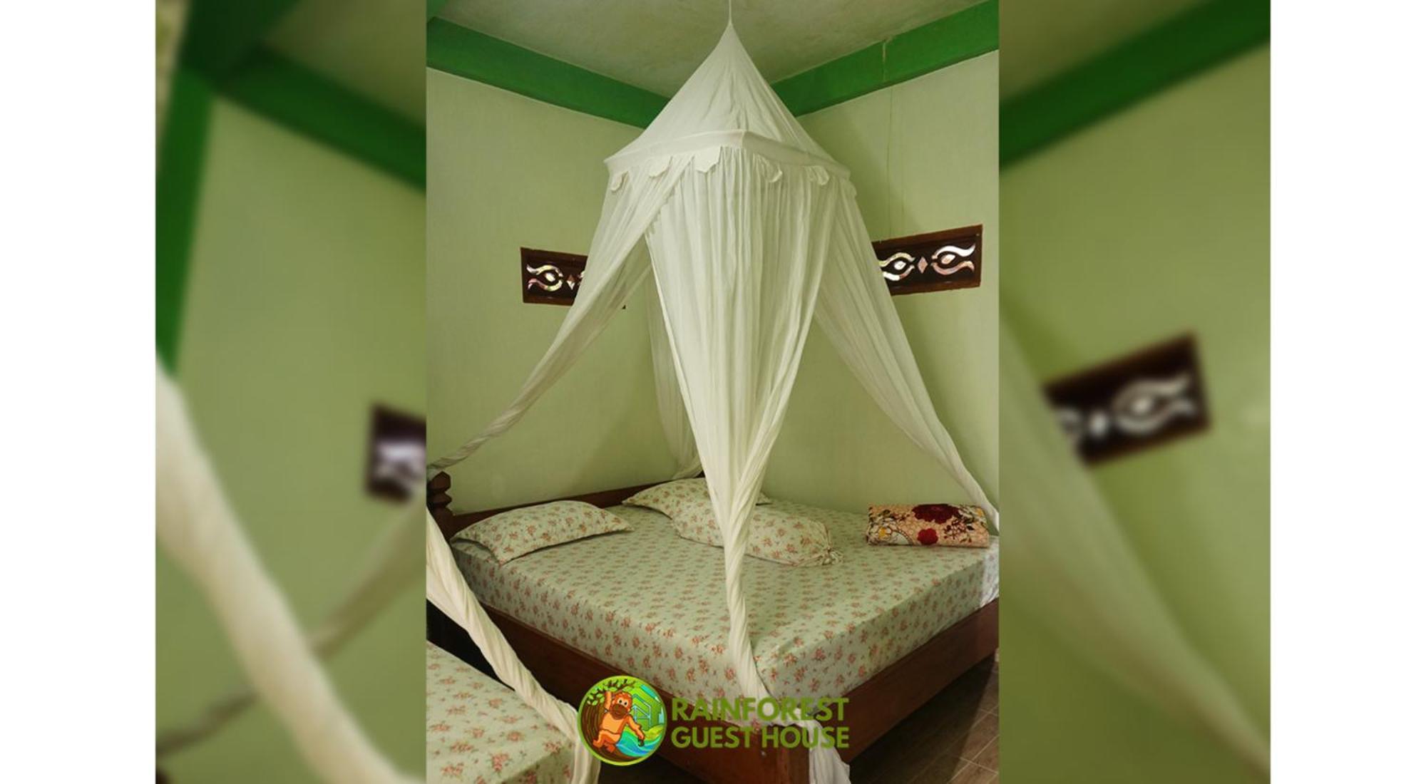 Rain Forest Guest House And Jungle Trekking Bukit Lawang Bagian luar foto