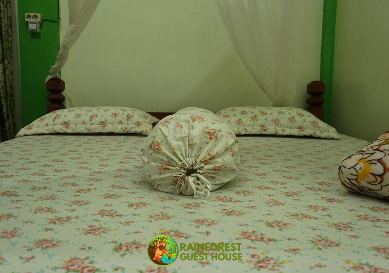 Rain Forest Guest House And Jungle Trekking Bukit Lawang Ruang foto