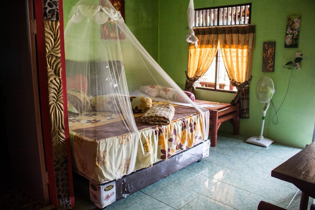 Rain Forest Guest House And Jungle Trekking Bukit Lawang Bagian luar foto